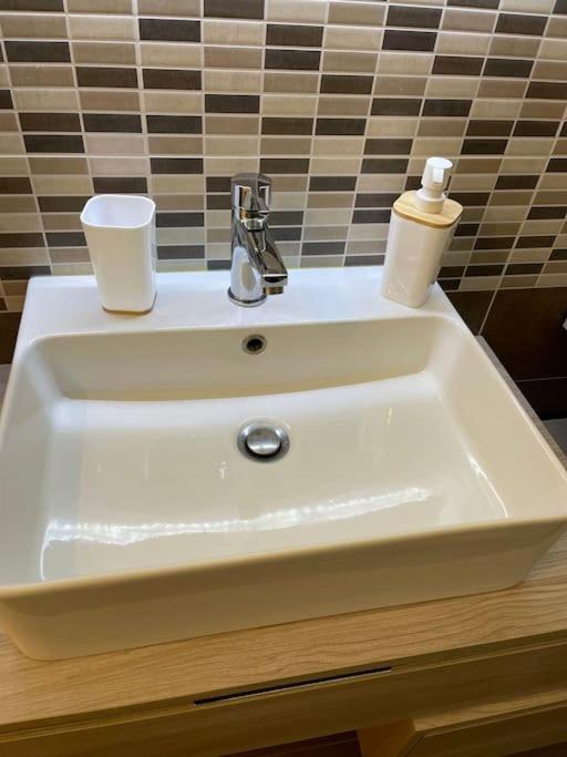 Appartamento Nel Quartiere Bayres Completamente Rinnovata *